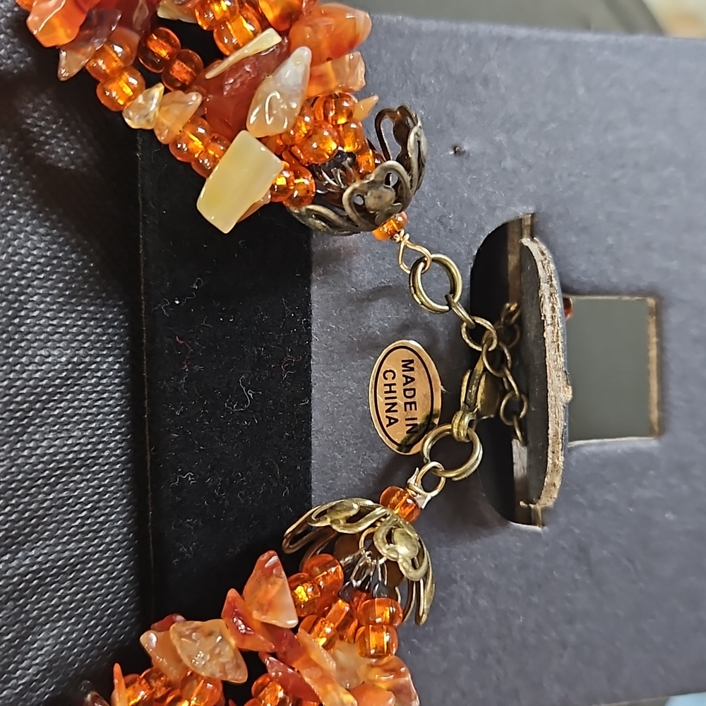 Beaded Necklace - Picture 4 of 4